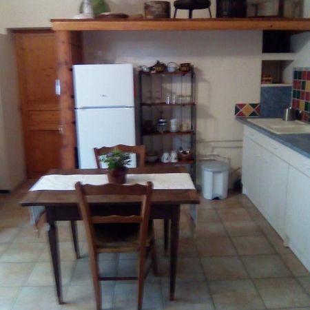 Apartament Sous Les Pins Villeneuve-lès-Avignon Zewnętrze zdjęcie